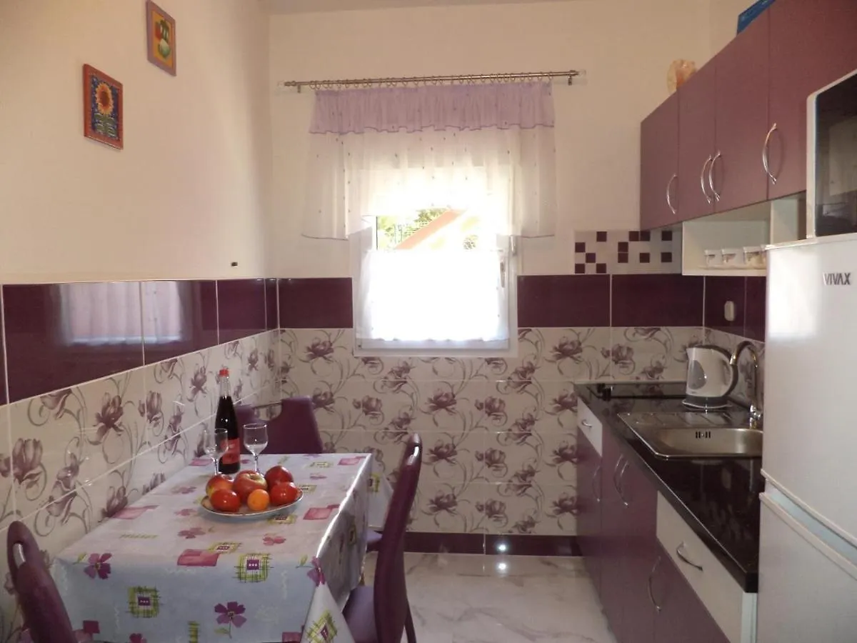 Apartment In Lopar With Terrace, Air Conditioning, Wifi, Washing Machine 4229-3 Croatia